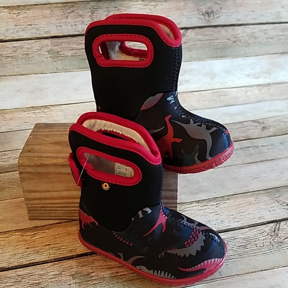 Other - Bogs Dino Pull on Boots Infant